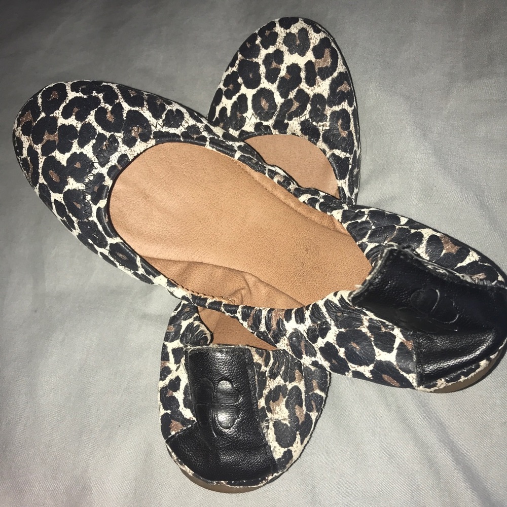 Leopard Lucky Brand Flats